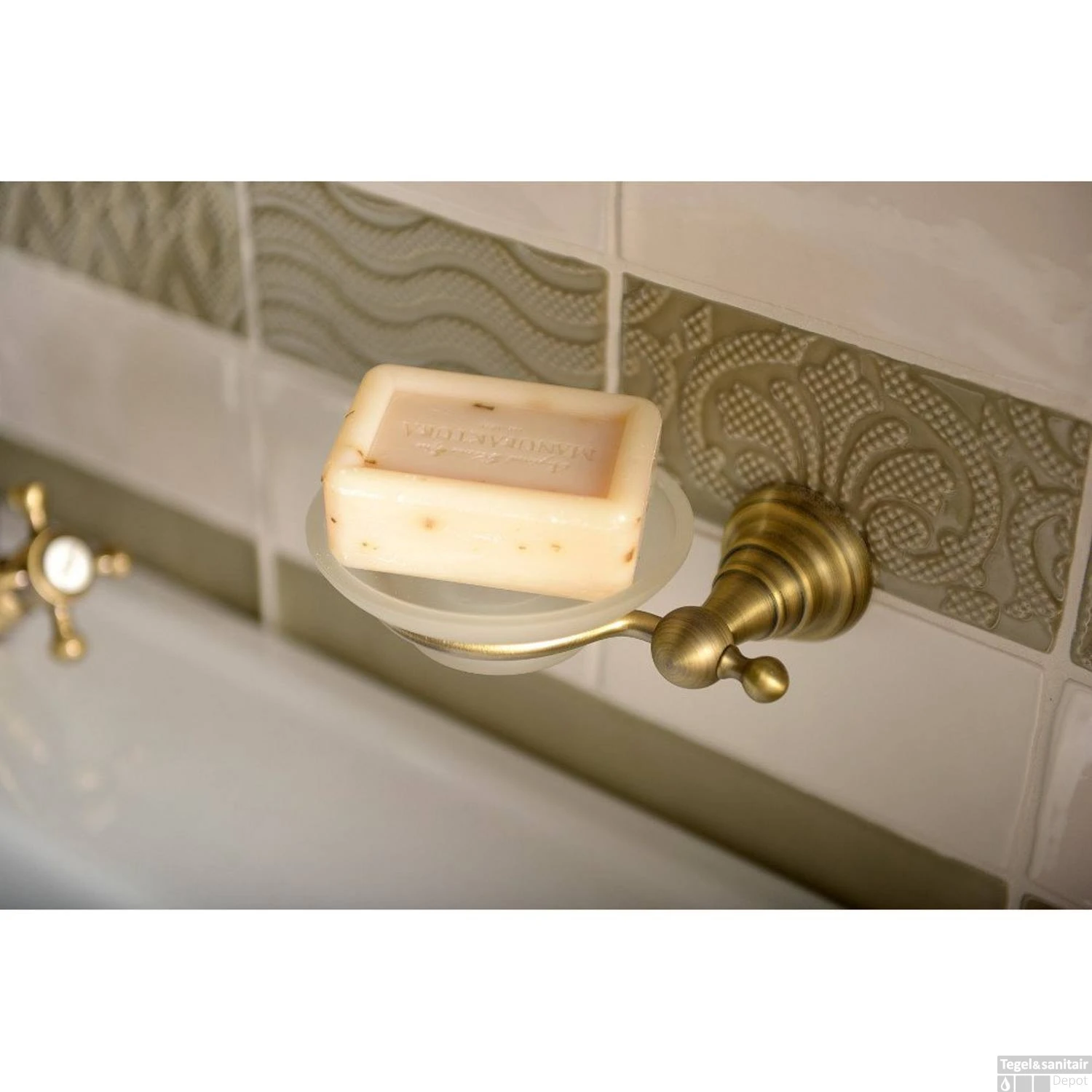 Zeephouder Sapho Diamond Hangend 14.9x5 Cm Brons / Glas 4 Zeephouder Sapho Diamond Hangend 14.9x5 Cm Brons / Glas - Afbeelding 2