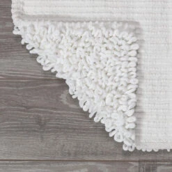 Toiletmat Sealskin Twist 45x50 Cm Microfibre Wit -Sealkin Badkamermeubilair Winkel 294645010 sfeer 1