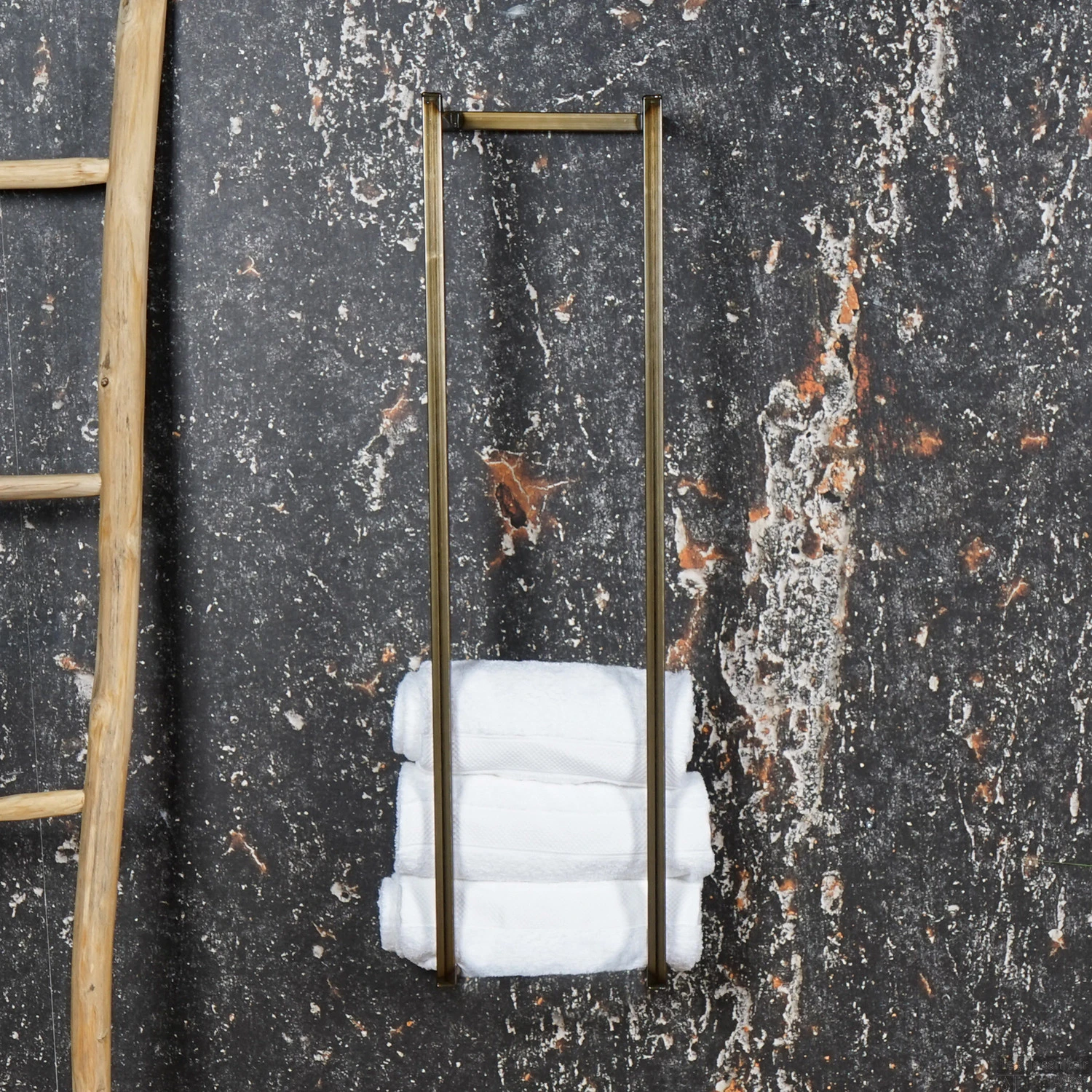 BWS Handdoekenrek Industrieel | 95x25x20cm | Staal Glanzend Goud | OP=OP! 4 BWS Handdoekenrek Industrieel | 95x25x20cm | Staal Glanzend Goud | OP=OP! - Afbeelding 2