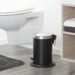 SEALSKIN Pedaalemmer Acero 22 X 28 Cm RVS Zwart 8 SEALSKIN Pedaalemmer Acero 22 X 28 Cm RVS Zwart -Sealkin Badkamermeubilair Winkel 361732419 sfeer