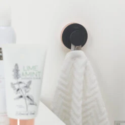 Handdoekhaak Tiger Urban Groot Rond Mat Zwart -Sealkin Badkamermeubilair Winkel 4008911317077 8