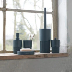 Toiletborstel Met Houder Vrijstaand Sealskin Brave Donkergroen -Sealkin Badkamermeubilair Winkel 800017 sfeer 4