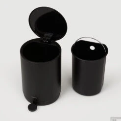 Pedaalemmer Vrijstaand Sealskin Mind 5 Liter Zwart -Sealkin Badkamermeubilair Winkel 800063 sfeer 2