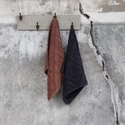 Badmat Sealskin Aztec 60x90 Cm Katoen Donkergrijs -Sealkin Badkamermeubilair Winkel 800095 sfeer 3