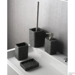 Tandenborstelhouder Sapho Aries Vrijstaand 11.8x9.4x6.6 Cm Polyresin Antraciet -Sealkin Badkamermeubilair Winkel ar9885 tandenborstelhouder sapho aries vrijstaand 11.8x9.4x6.6 cm polyresin antraciet 1