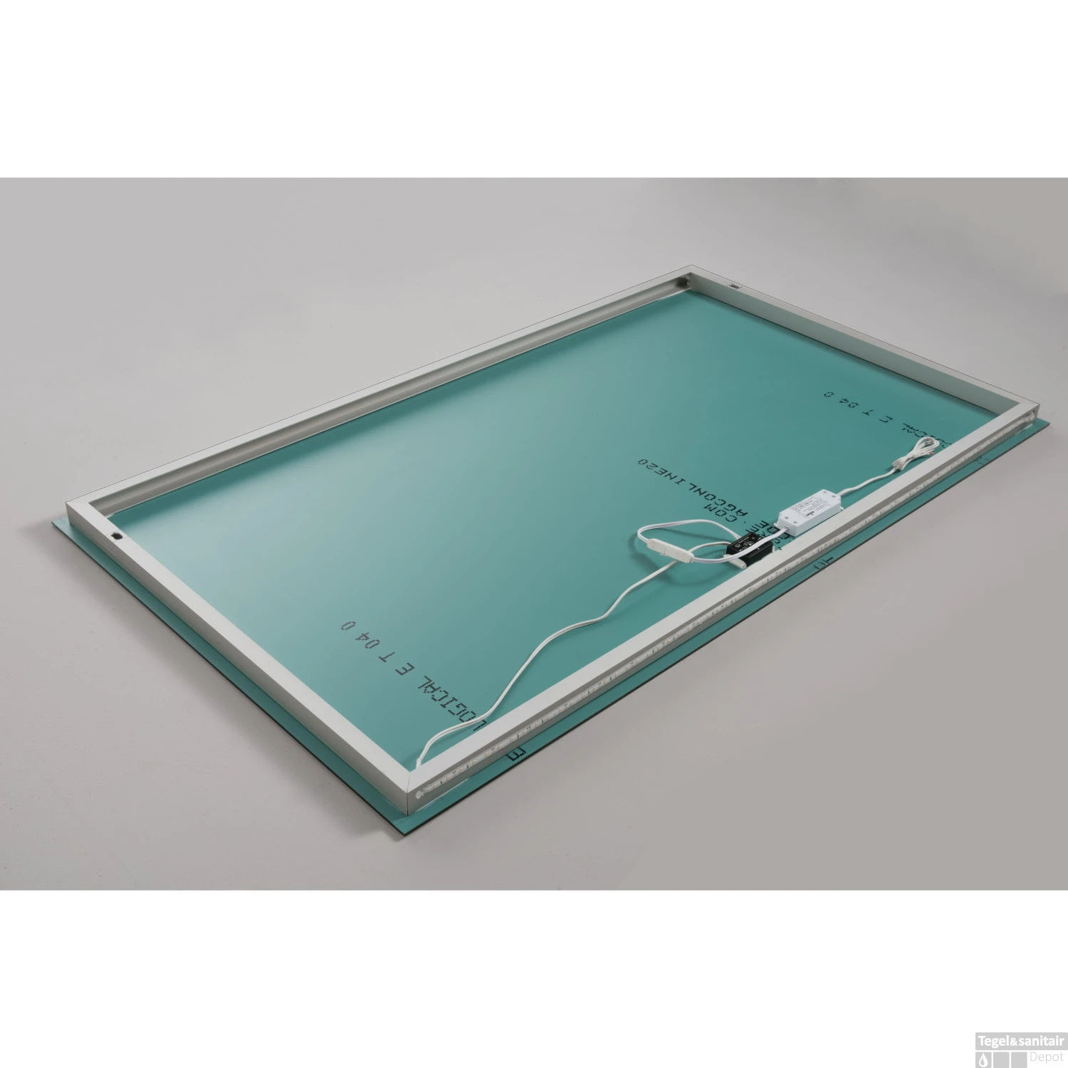 Badkamerspiegel Xenz Garda 100x70cm Met Ledverlichting Boven- En Onderzijde En Spiegelverwarming 5 Badkamerspiegel Xenz Garda 100x70cm Met Ledverlichting Boven- En Onderzijde En Spiegelverwarming - Afbeelding 3