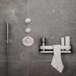 Badlaken Blomus Caro 70 X 140 CM Micro Chip -Sealkin Badkamermeubilair Winkel badlaken blomus caro 70 x 140 cm micro chip sfeer5