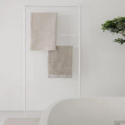 Handoekladder Blomus Modo Wit -Sealkin Badkamermeubilair Winkel blomus handoekladder modo wit sfeer1