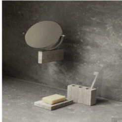 Wandspiegel Blomus Lamura Mourning Dove 10 Wandspiegel Blomus Lamura Mourning Dove -Sealkin Badkamermeubilair Winkel blomus marmeren wandspiegel lamura mourning dove sfeer2