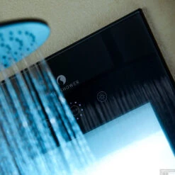 Sunshower Deluxe Mat Zwart UV En Infrarood Inbouwapparaat 32x187x16 Cm Aluminium Mat Zwart 19 Sunshower Deluxe Mat Zwart UV En Infrarood Inbouwapparaat 32x187x16 Cm Aluminium Mat Zwart -Sealkin Badkamermeubilair Winkel deluxe black detail 3 uv water