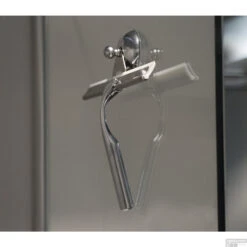 Douchewisserset Boss & Wessing Met Ophanghaak Chroom -Sealkin Badkamermeubilair Winkel douchewisserset boss wessing met ophanghaak chroom detail2