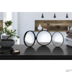Driezijdige Make-up Spiegel Smedbo Outline Lite 10 Cm Zwart -Sealkin Badkamermeubilair Winkel driezijdige make up spiegel smedbo outline lite 10 cm zwart sfeer