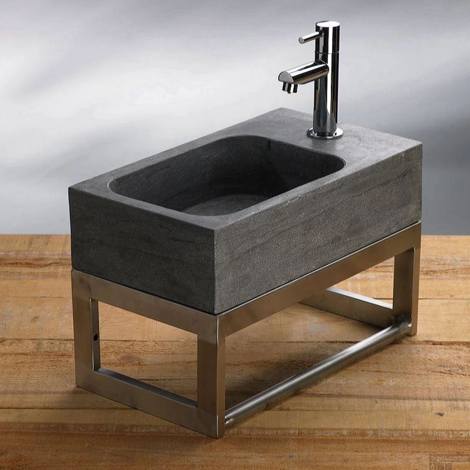 Fontein Casajoy Atlas 40x22x25cm Natuursteen Met RVS Frame 3 Fontein Casajoy Atlas 40x22x25cm Natuursteen Met RVS Frame