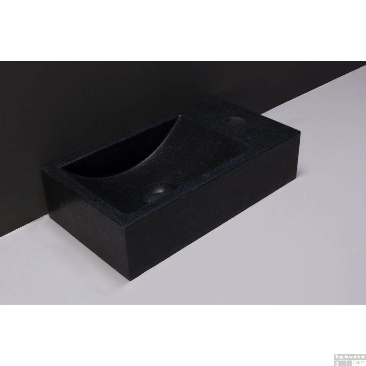 Fontein Forzalaqua Venetia Graniet Gezoet Zonder Kraangat Rechts 40x22x10 Cm