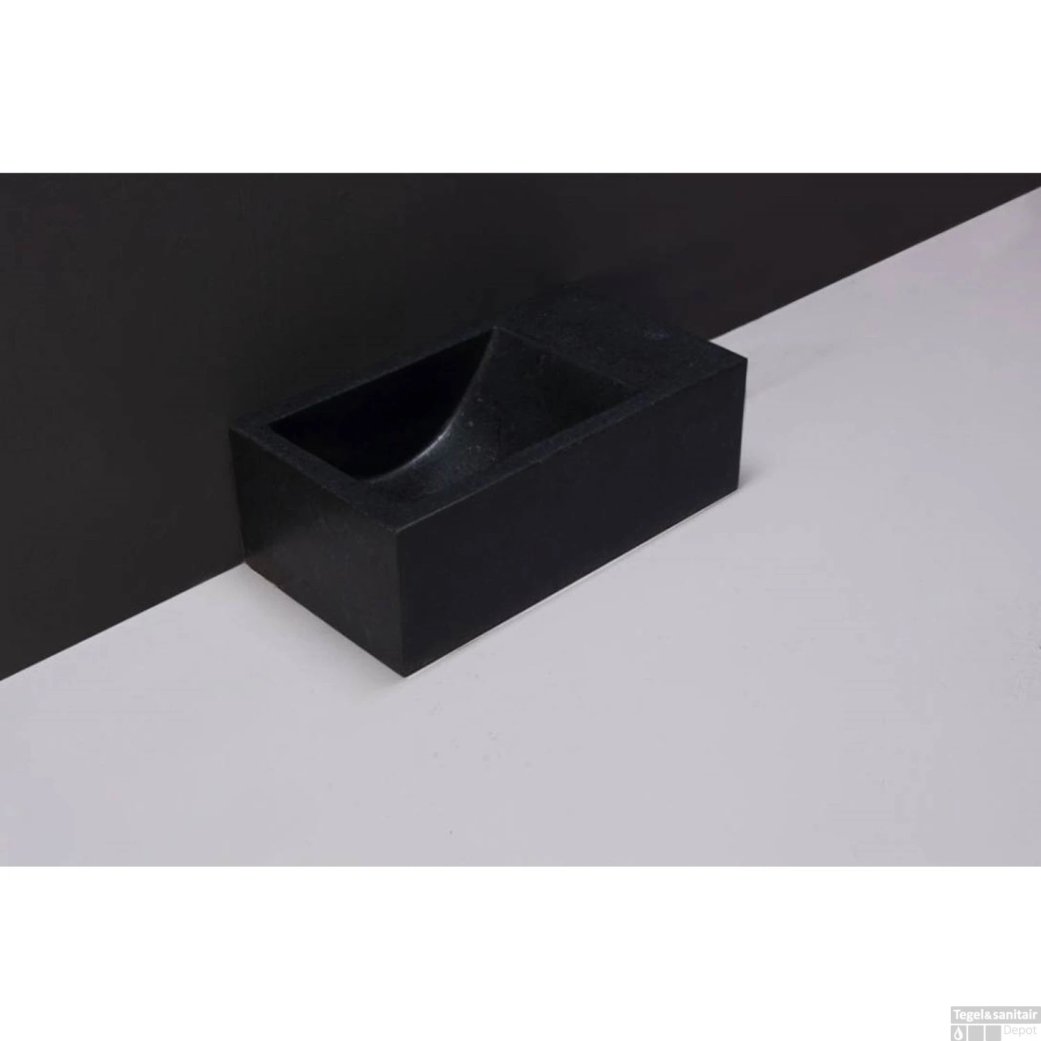 Fontein Forzalaqua Venetia XS Graniet Gezoet Zonder Kraangat Rechts 29x16x10 Cm