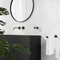 Glashouder Geesa Nemox Met Glas Zwart -Sealkin Badkamermeubilair Winkel glashouder geesa nemox met glas zwart sfeer