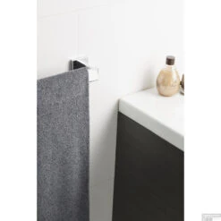 Handdoekhouder Haceka Aqualux PRO5000 30 Cm Chroom -Sealkin Badkamermeubilair Winkel handdoekhouder haceka aqualux pro5000 30 cm chroom8718848059204 up2