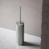 Hotbath Archie Toiletborstelhouder Vrijstaand Model RVS 316 ARA12IX -Sealkin Badkamermeubilair Winkel hotbath archie toiletborstelhouder vrijstaand model rvs 316 ara12ix sfeer