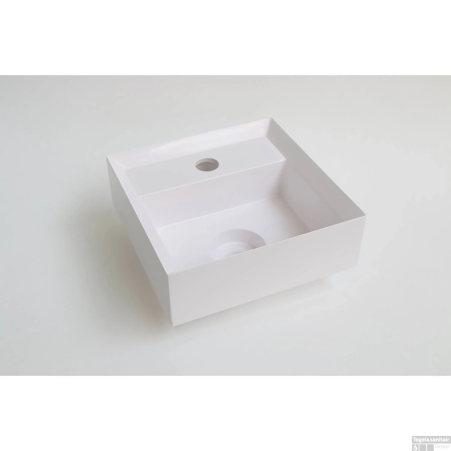 INK Fontein Vice Polystone Met Kraangat Incl Verzonken Open Plug 27x27x9 Cm Glans Wit