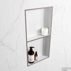 MONDIAZ EASY Nis 59,5x29,5cm In Solid Surface Kleur Smoke | Talc. 2 Vakken Geschikt Voor In- Of Opbouw -Sealkin Badkamermeubilair Winkel nis r smoke 2 00007 13788763182510