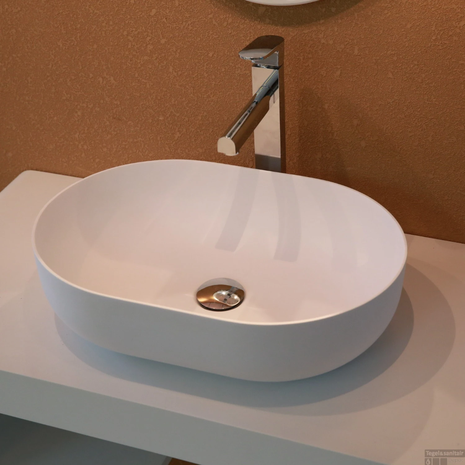 Opbouw Waskom Boss & Wessing Fabiana 50x35x14 Cm Solid Surface Mat Wit - Afbeelding 3