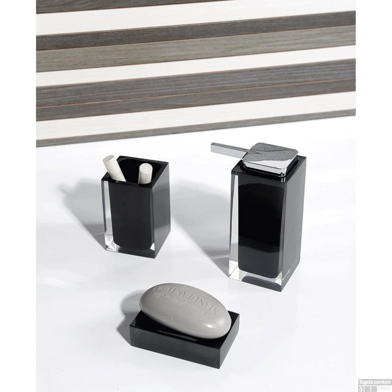 Tandenborstelhouder Sapho Rainbow Vrijstaand 11x7.2 Cm Kunststof Zwart 4 Tandenborstelhouder Sapho Rainbow Vrijstaand 11x7.2 Cm Kunststof Zwart - Afbeelding 2