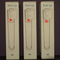 ROLL UP Inbouw Toiletrolhouder Voor 6 Rollen Mat Zwart 10 ROLL UP Inbouw Toiletrolhouder Voor 6 Rollen Mat Zwart -Sealkin Badkamermeubilair Winkel roll up etsero mat zwart box