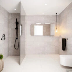 Spiegelkast Boss & Wessing Cube 150x70x16 Cm Mat Zwart Urban (3 Deuren) -Sealkin Badkamermeubilair Winkel spiegelkast boss wessing cube 150x70x16 cm mat zwart sfeer