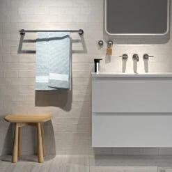 Tiger Noon Handdoekenrek Dubbel Chroom 5x60x12.5 Cm -Sealkin Badkamermeubilair Winkel tiger noon handdoekenrek dubbel chroom 5x60x12.5 cm sfeer