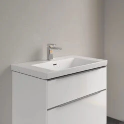 Wastafel Villeroy & Boch Subway 3.0 Met CeramicPlus 1 Kraangat Met Overloop 80x47x16.5 Cm Stone White 12 Wastafel Villeroy & Boch Subway 3.0 Met CeramicPlus 1 Kraangat Met Overloop 80x47x16.5 Cm Stone White -Sealkin Badkamermeubilair Winkel wastafel villeroy boch subway 3.0 80x47x16.5 cm stone white sfeer5 2