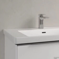 Wastafel Villeroy & Boch Subway 3.0 Met CeramicPlus 1 Kraangat Met Overloop 80x47x16.5 Cm Stone White 15 Wastafel Villeroy & Boch Subway 3.0 Met CeramicPlus 1 Kraangat Met Overloop 80x47x16.5 Cm Stone White -Sealkin Badkamermeubilair Winkel wastafel villeroy boch subway 3.0 80x47x16.5 cm stone white sfeer 1