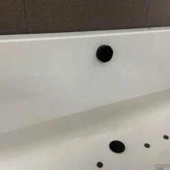 Whirlpool Boss & Wessing Dahlia Jetline 170x75 Cm Bodem Luchtsysteem Black Tin -Sealkin Badkamermeubilair Winkel whirlpool boss wessing dahlia jetline 170x75 cm bodem luchtsysteem blacktin sfeer2