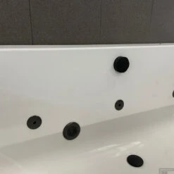 Whirlpool Boss & Wessing Urby Jetline 190x90 Cm Enkel Systeem Black Tin -Sealkin Badkamermeubilair Winkel whirlpool boss wessing urby jetline 170x75 cm enkel systeem black tin sfeer 2