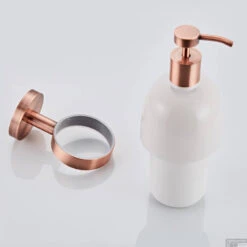 Zeepdispenser Boss & Wessing Geborsteld Koper -Sealkin Badkamermeubilair Winkel zeepdispenser boss wessing geborsteld koper sk22059 2