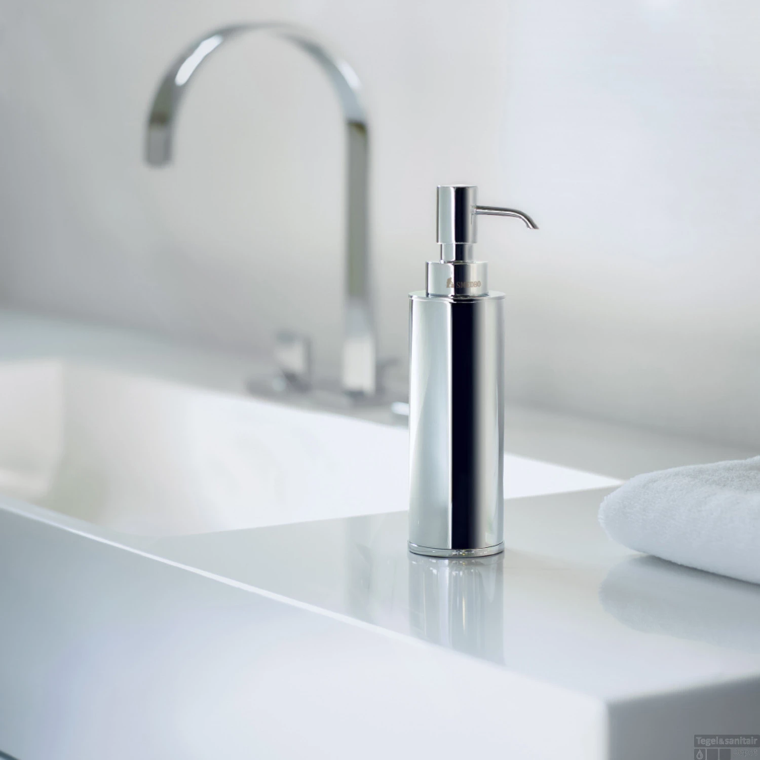 Zeepdispenser Smedbo Outline 180 Ml Chroom 4 Zeepdispenser Smedbo Outline 180 Ml Chroom - Afbeelding 2