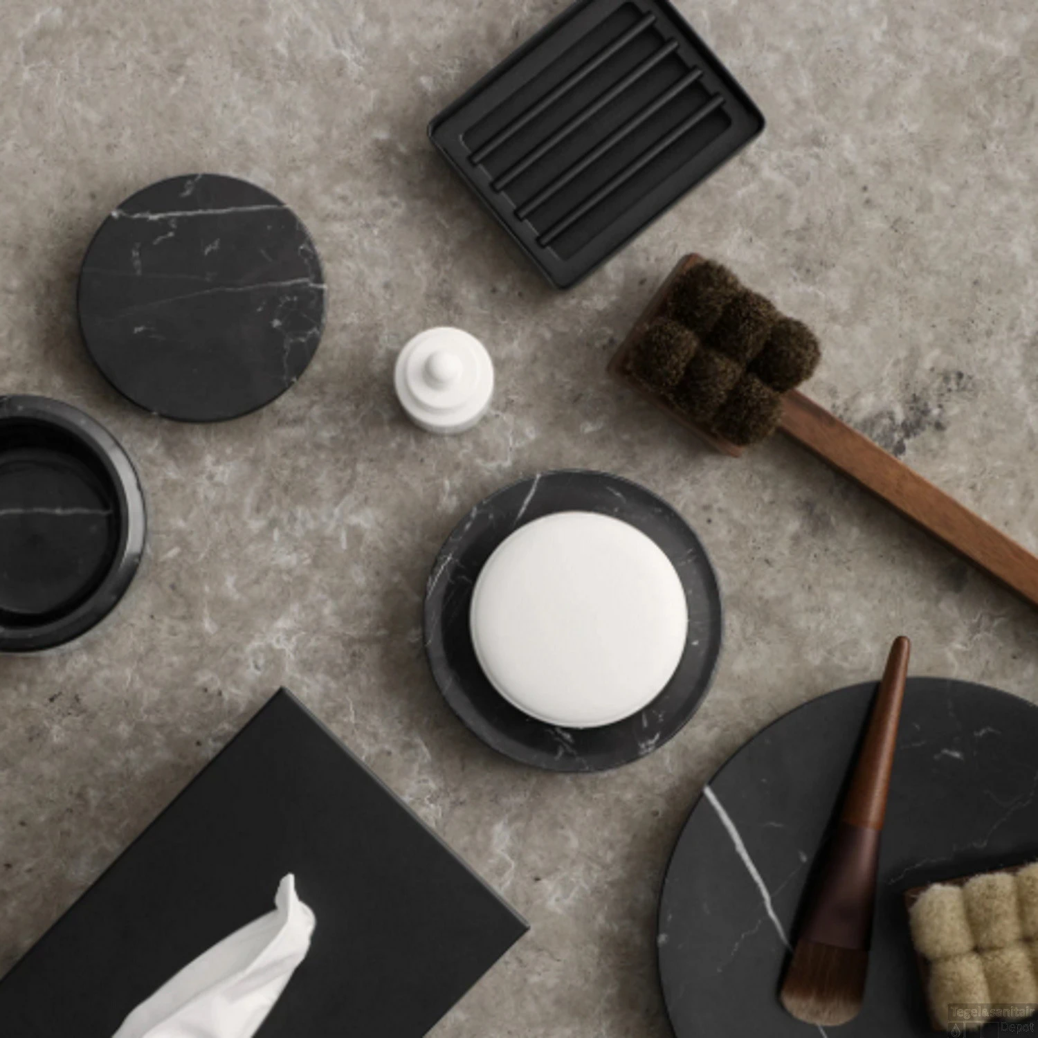 Zeephouder Vrijstaand Blomus Nexio Zwart 4 Zeephouder Vrijstaand Blomus Nexio Zwart - Afbeelding 2